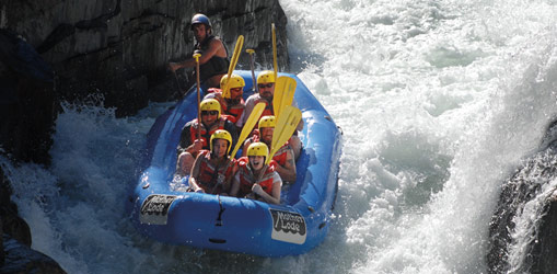 rafting the Middle Fork American River through Tunnel Chute